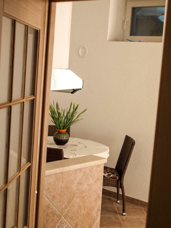 House Nataniel In Omis Near Sea 아파트 외부 사진
