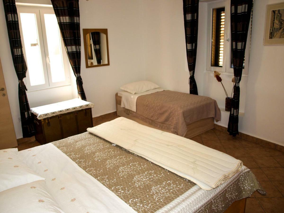 House Nataniel In Omis Near Sea 아파트 외부 사진