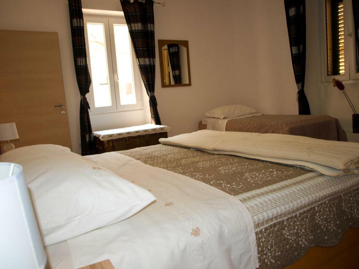 House Nataniel In Omis Near Sea 아파트 외부 사진