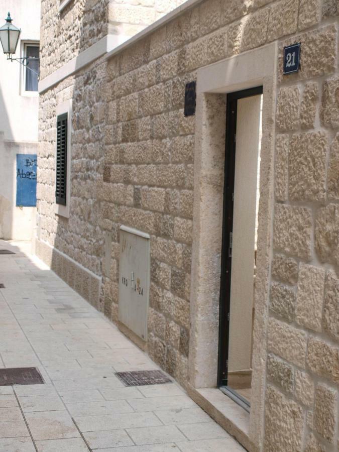 House Nataniel In Omis Near Sea 아파트 외부 사진