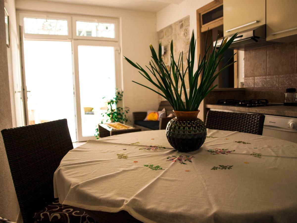 House Nataniel In Omis Near Sea 아파트 외부 사진