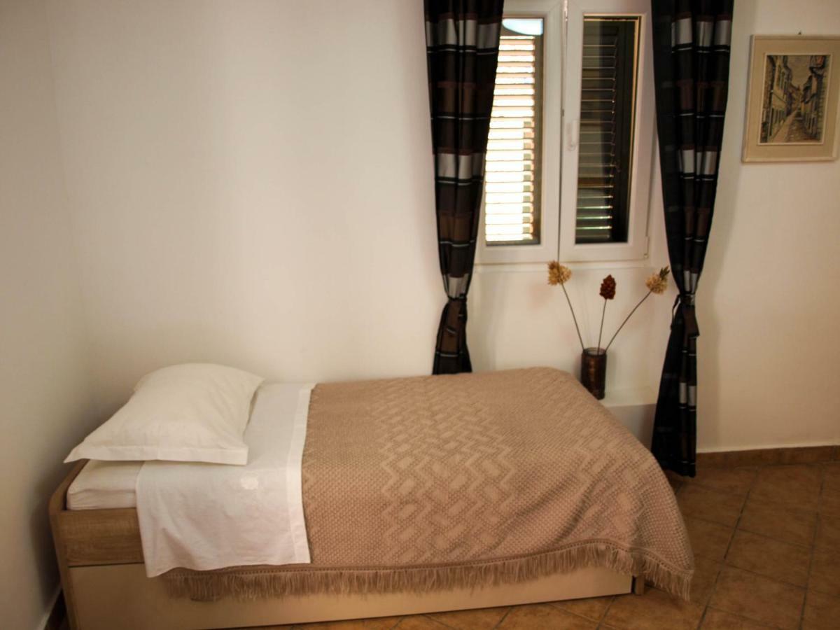 House Nataniel In Omis Near Sea 아파트 외부 사진