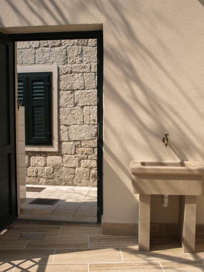 House Nataniel In Omis Near Sea 아파트 외부 사진