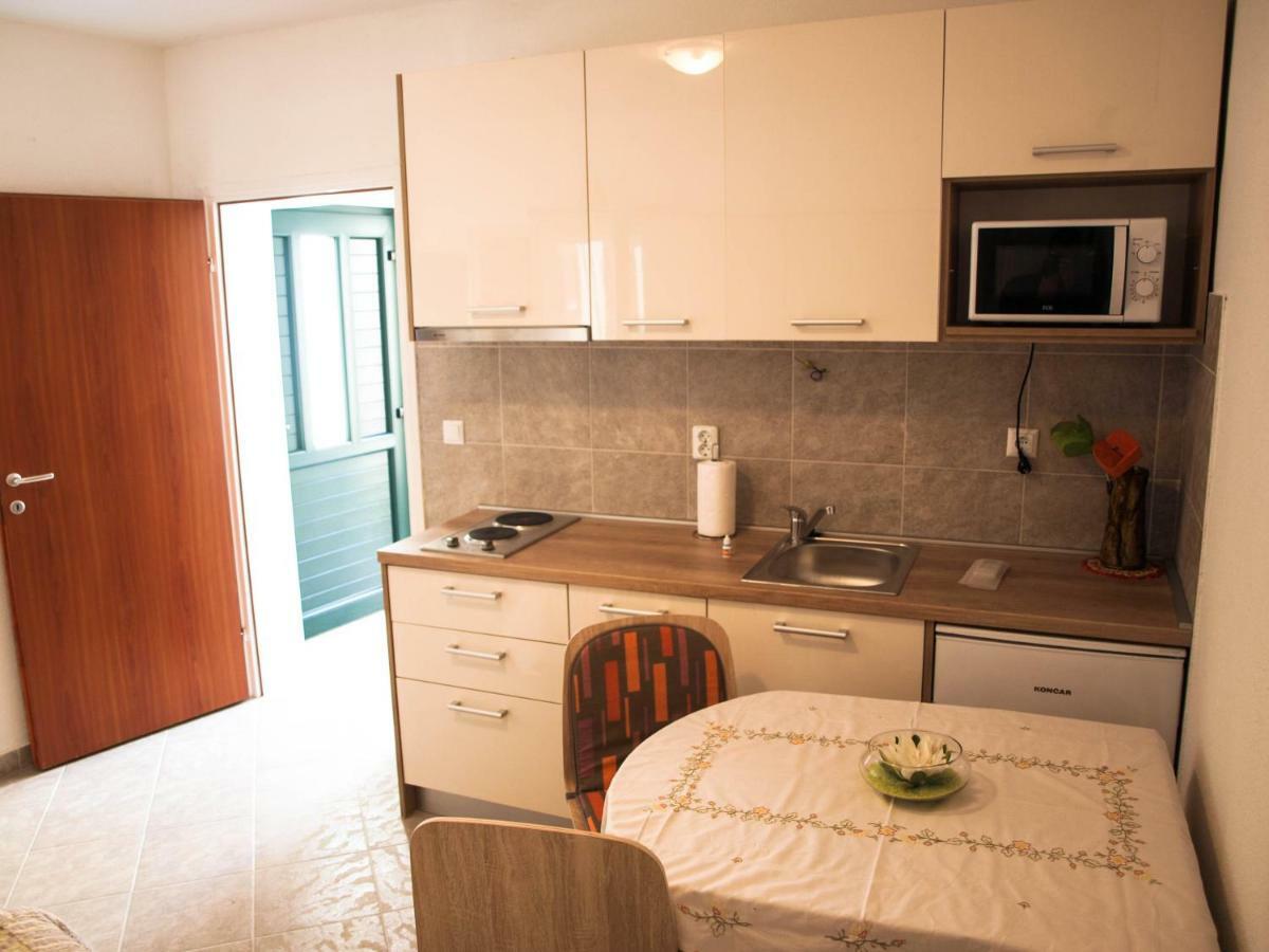 House Nataniel In Omis Near Sea 아파트 외부 사진