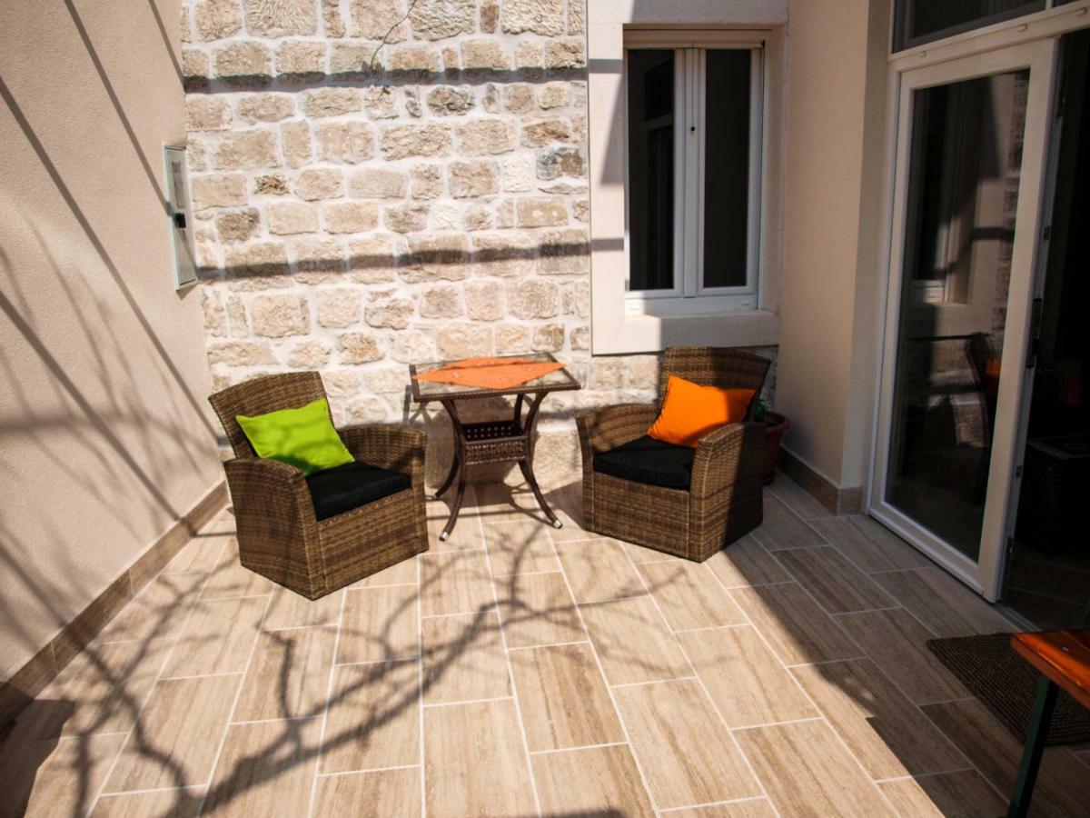 House Nataniel In Omis Near Sea 아파트 외부 사진
