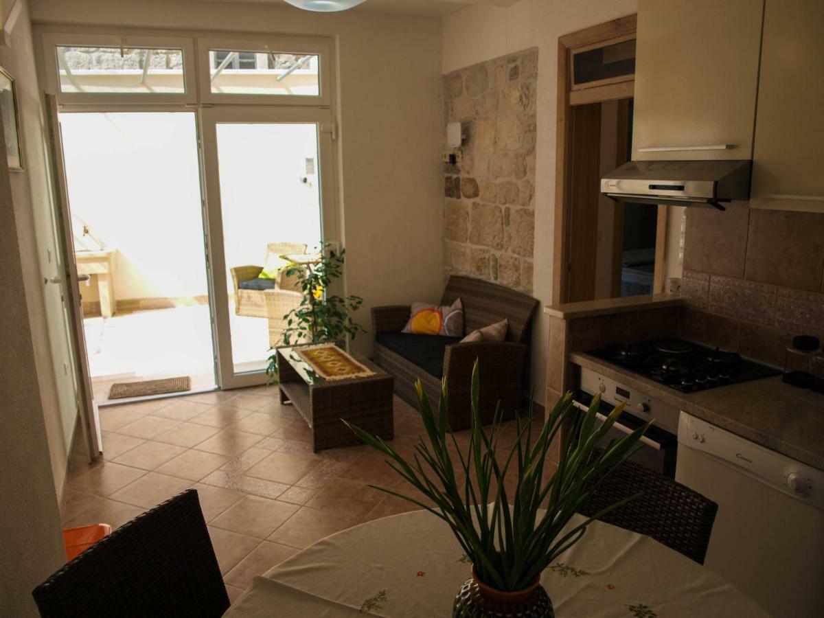 House Nataniel In Omis Near Sea 아파트 외부 사진
